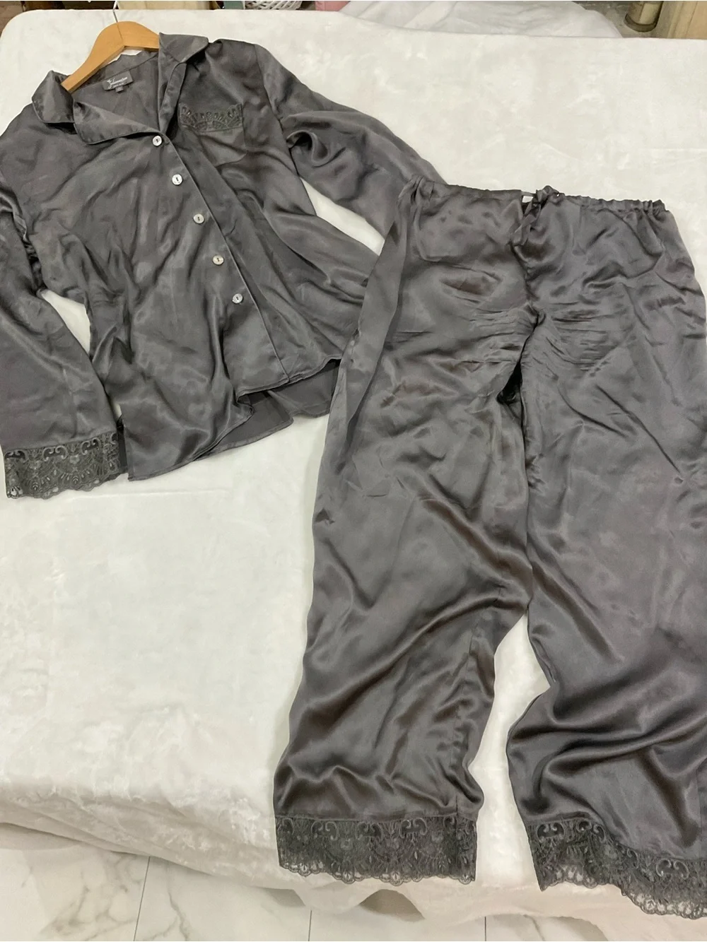 Julianna Rae Sleep-In 100% Silk Pajama